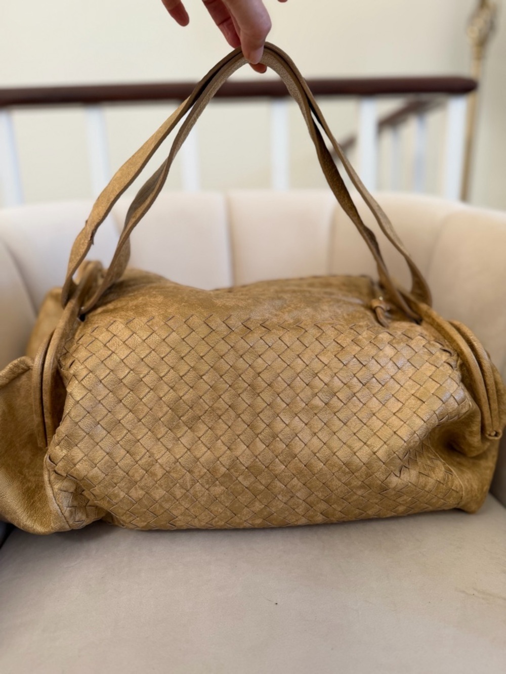 Bottega Veneta Metallic Gold Leather 
Intrecciato Hobo Woven Handbag Purse Bag